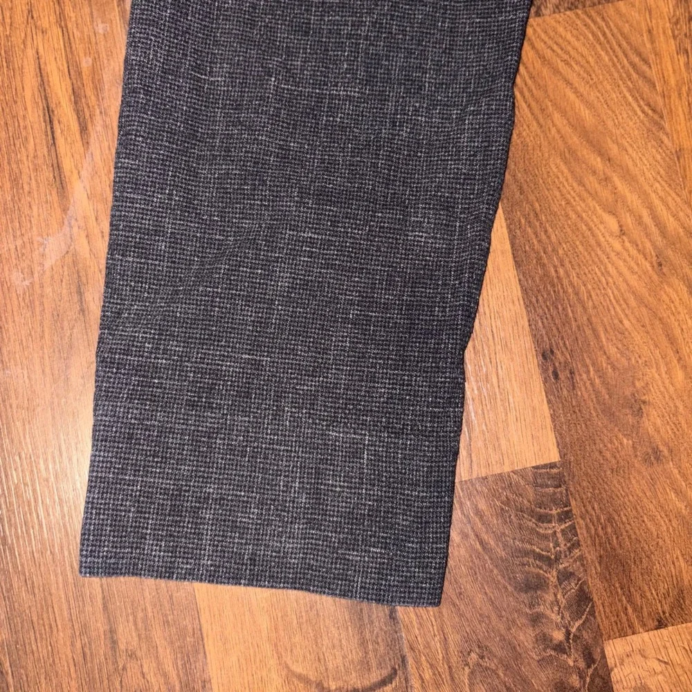 Banana Republic brand banana